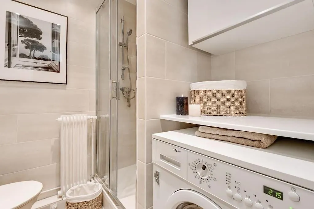 Apartament Marini - A Auteuil Paryż
